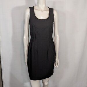 Forever 21 Fitted Black Dress (like new)